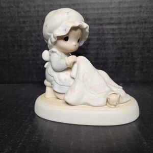 1984 Precious Moments Love Covers All #12009